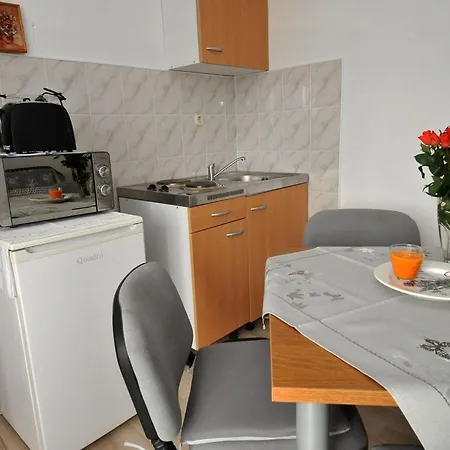 Sea Star - One Bedroom With Balcony A1 *
