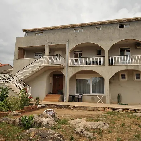 Sea Star - One Bedroom With Balcony A1 *